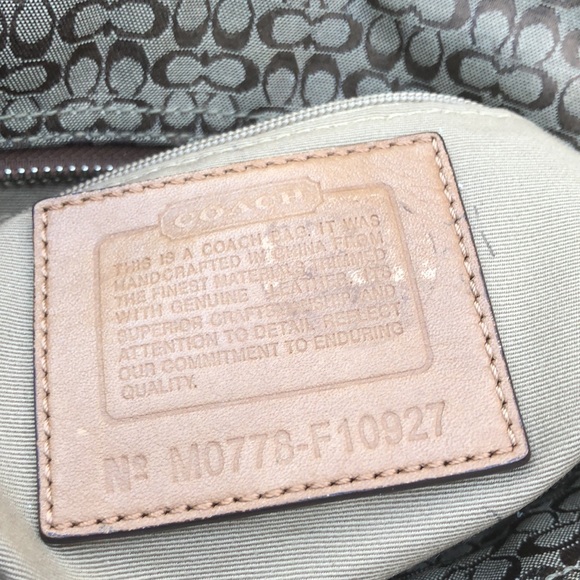 Couch purse 80.00 for sale nice purse for a gift or just for yourself clean nice - Picture 2 of 5